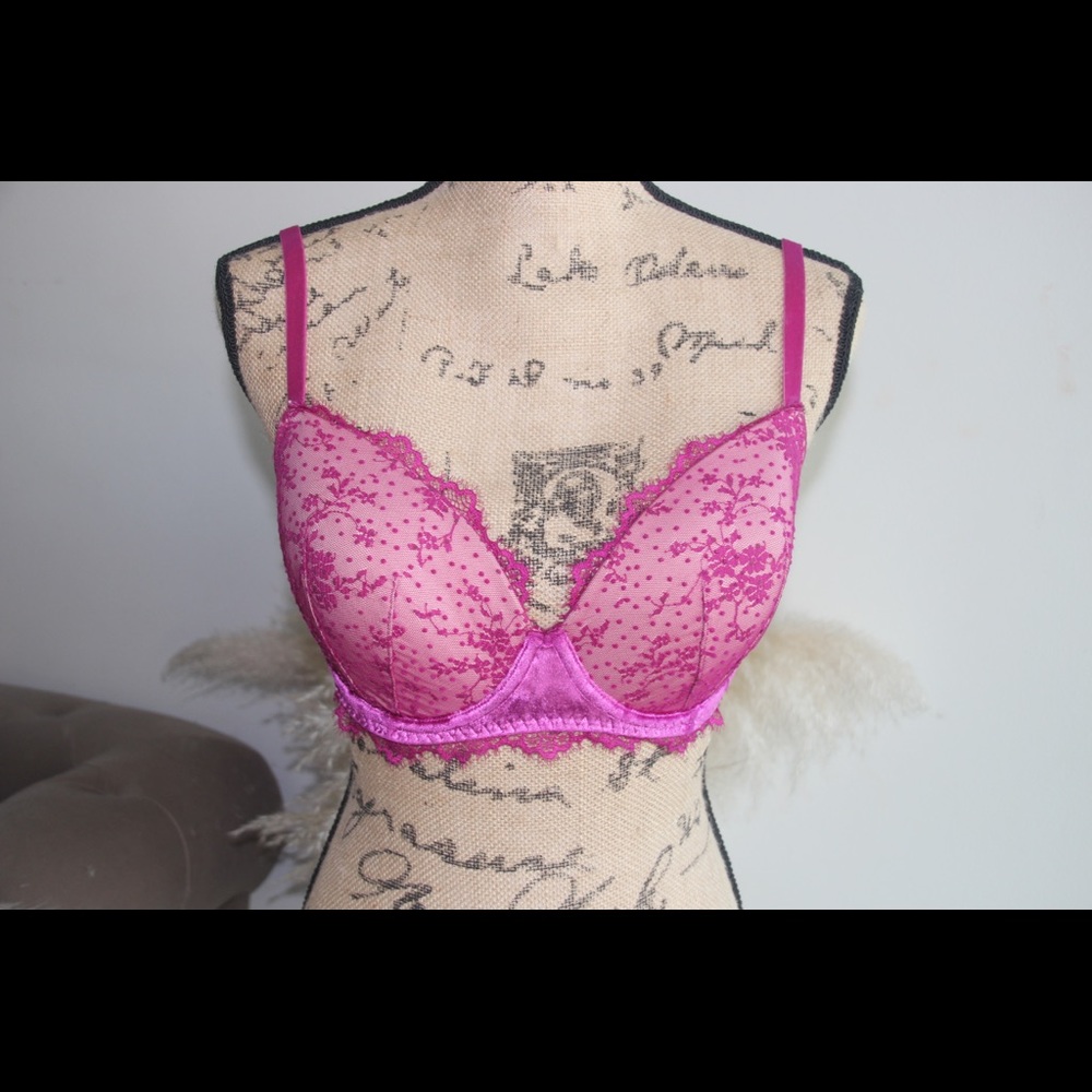 Victoria Secret Lace Satin Push Up Bra